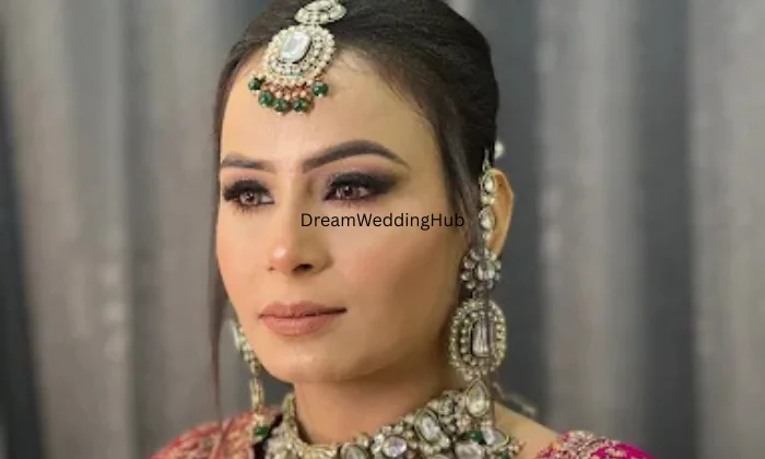 Womens Makeup Studio